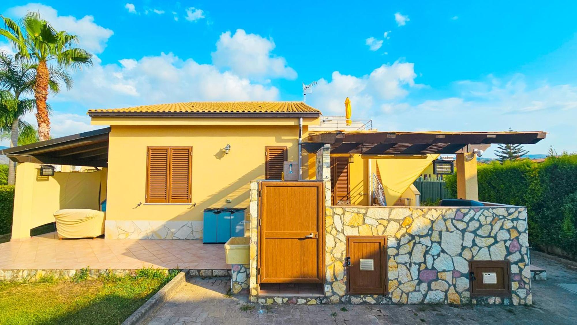 Villa Lumia Campofelice Di Roccella Esterno foto